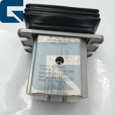 702-16-R1961 70216R1961 Excavator PC26-MR3 Travel Foot Pedal Valve