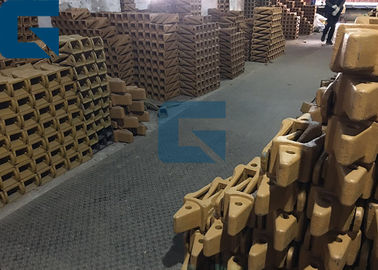 Yellow EC460R Mini Excavator Bucket Teeth , Iron Digger Bucket Teeth